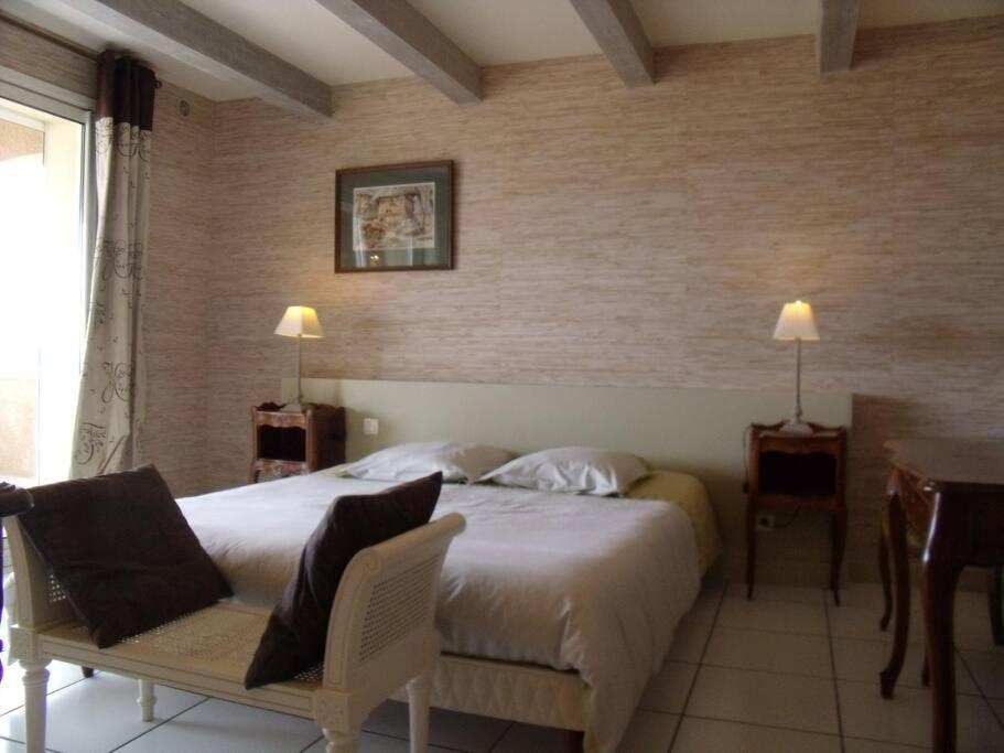 Gites En B&B Le Clos De La Cerise Châteauneuf-du-Pape Exteriér fotografie